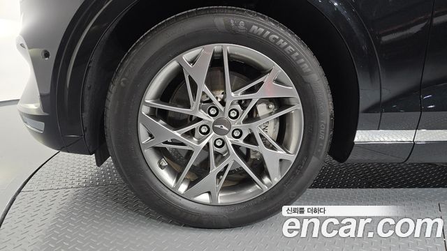 Genesis GV70 2.5T Gasoline 2WD 2023 — фото 5