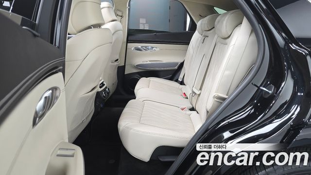 Genesis GV70 2.5T Gasoline 2WD 2023 — фото 12
