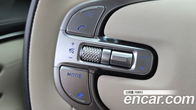 Genesis GV70 2.5T Gasoline 2WD 2023 — фото 35