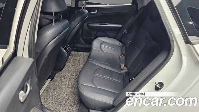 Kia K5 (II) 2.0 Luxury 2019 — фото 16