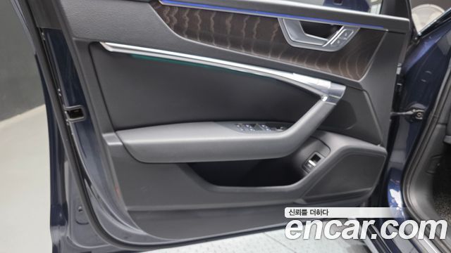 Audi A6 (C8) 45 TFSI Quattro Premium 2022 — фото 24