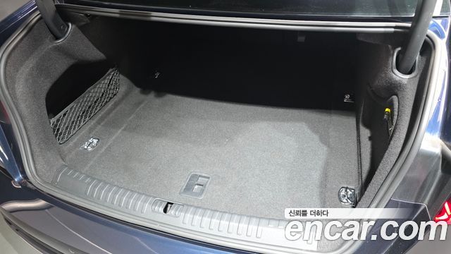Audi A6 (C8) 45 TFSI Quattro Premium 2022 — фото 32