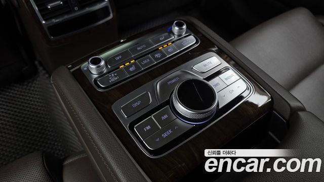 Kia K9 3.8 GDI AWD PlatinumⅡ 2019 — фото 19
