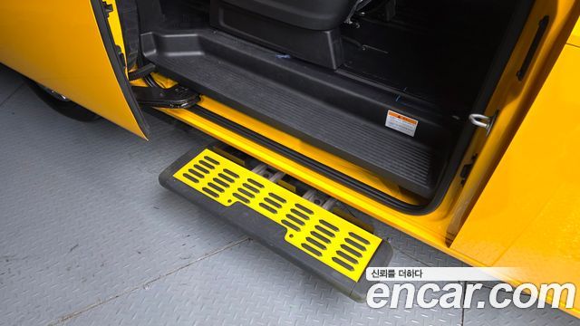Hyundai Staria L3.5  Kinder Safety Car 11-Seater 2025 — фото 18