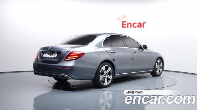 Mercedes-Benz E-Class (W213) E300 Avantgarde 2018 — фото 2