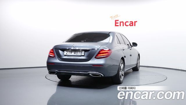 Mercedes-Benz E-Class (W213) E300 Avantgarde 2018 — фото 4
