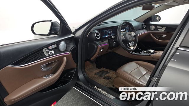 Mercedes-Benz E-Class (W213) E300 Avantgarde 2018 — фото 10