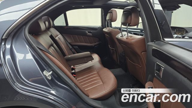 Mercedes-Benz E-Class (W212) E300 4MATIC Avantgarde 2016 — фото 12