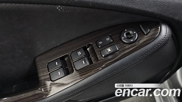 Kia K5 LPI Luxury 2013 — фото 24