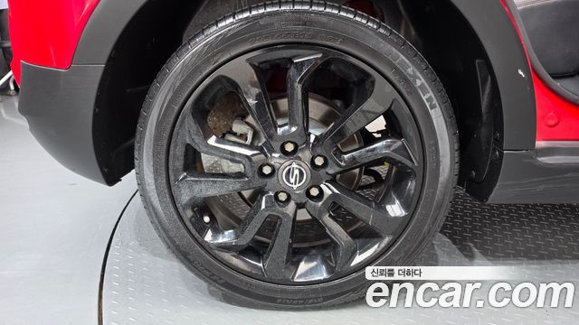 KG Mobility (SsangYong) Tivoli LX 2WD HI-DLX 2016 — фото 5