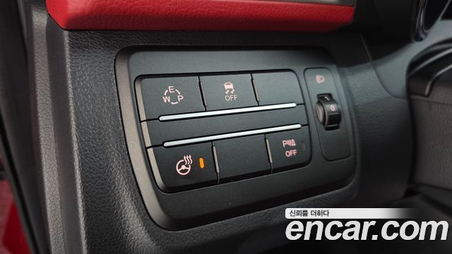 KG Mobility (SsangYong) Tivoli LX 2WD HI-DLX 2016 — фото 16