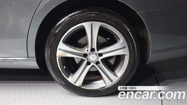 Mercedes-Benz E-Class (W213) E300 4MATIC AV Intelligent Drive 2017 — фото 5