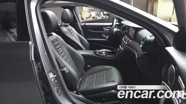 Mercedes-Benz E-Class (W213) E300 4MATIC AV Intelligent Drive 2017 — фото 11
