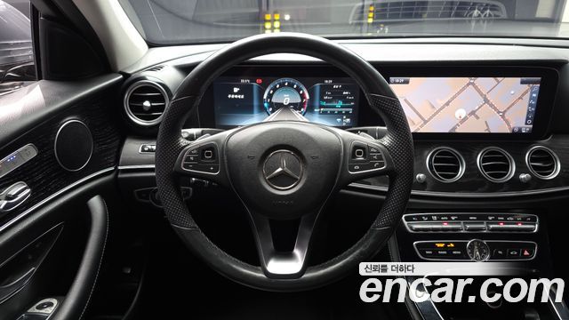 Mercedes-Benz E-Class (W213) E300 4MATIC AV Intelligent Drive 2017 — фото 13