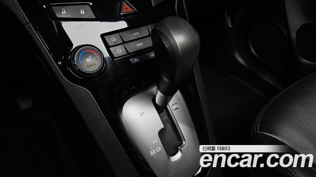 Chevrolet Orlando 2.0 Diesel LTZ Premium 2012 — фото 9