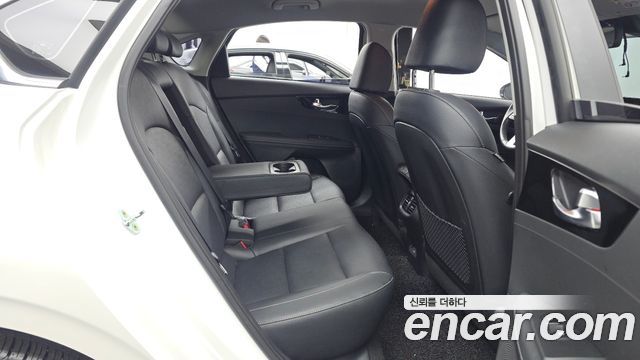 Kia K3 (II) 1.6 Noblesse 2022 — фото 12
