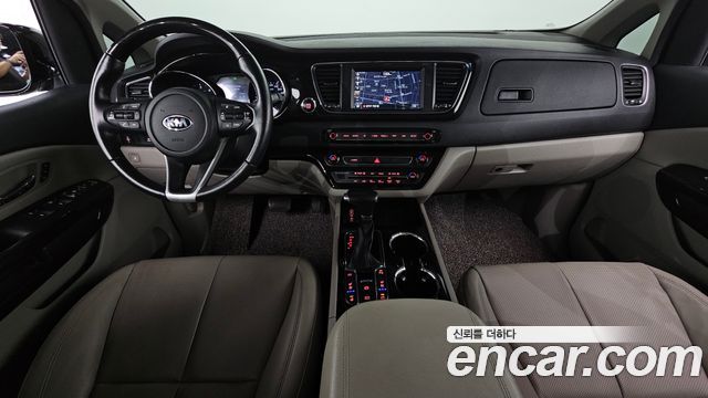 Kia Carnival 9-Seater Noblesse Special 2019 — фото 7