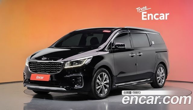 Kia Carnival 9-Seater Noblesse Special