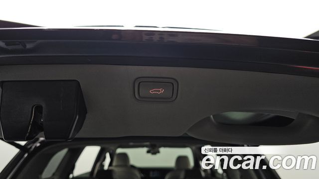 Kia Carnival 9-Seater Noblesse Special 2019 — фото 29