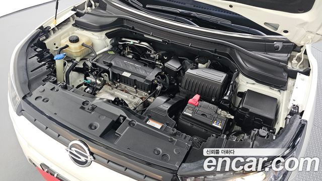 KG Mobility (SsangYong) Tivoli LX 2WD DLX 2015 — фото 6