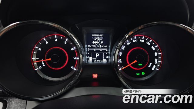 KG Mobility (SsangYong) Tivoli LX 2WD DLX 2015 — фото 8