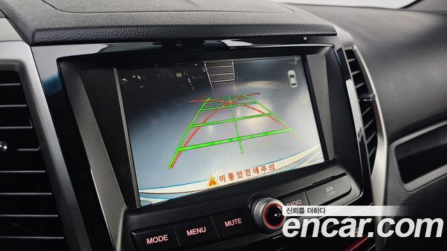 KG Mobility (SsangYong) Tivoli LX 2WD DLX 2015 — фото 15
