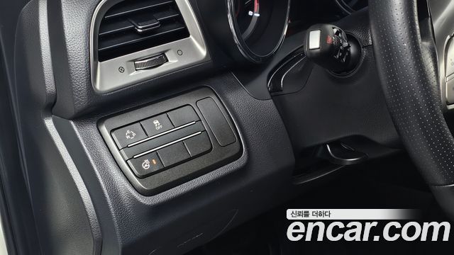 KG Mobility (SsangYong) Tivoli LX 2WD DLX 2015 — фото 18