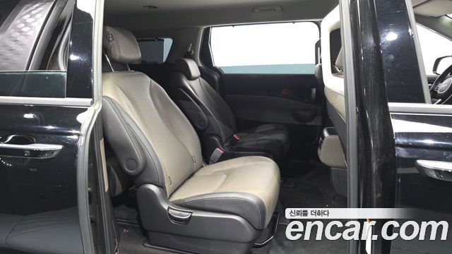 Kia Carnival (IV) Diesel 9-Seater Gravity 2025 — фото 12