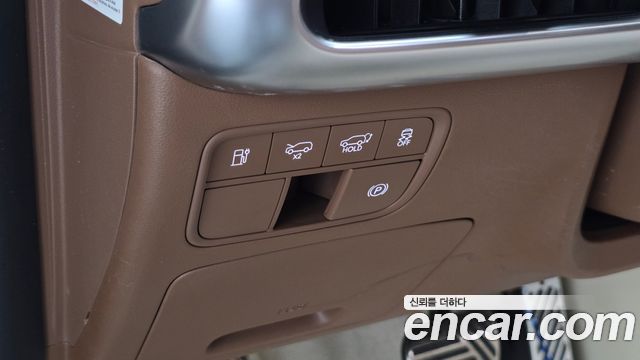 Hyundai Ioniq 9 Performance Type AWD 6-Seater Calligraphy 2025 — фото 28