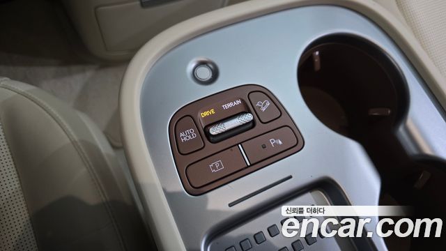 Hyundai Ioniq 9 Performance Type AWD 6-Seater Calligraphy 2025 — фото 31
