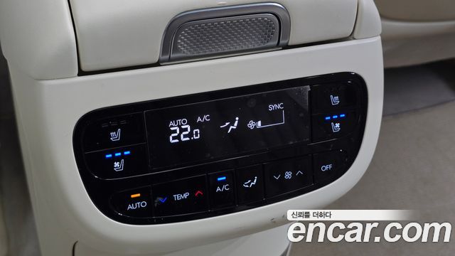 Hyundai Ioniq 9 Performance Type AWD 6-Seater Calligraphy 2025 — фото 36
