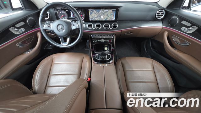 Mercedes-Benz E-Class (W213) E220d Avantgarde 2017 — фото 7