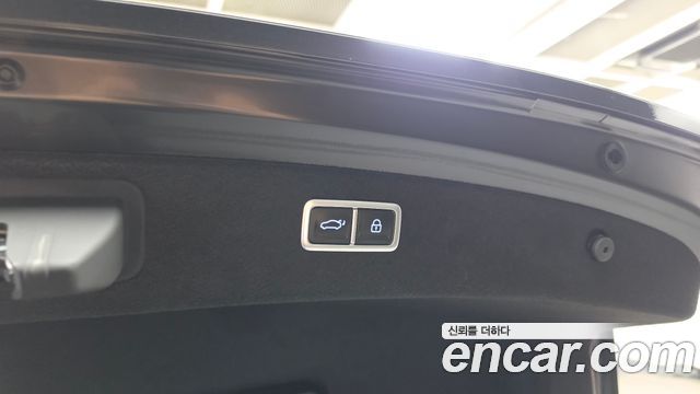 Genesis G80 (RG3) Gasoline 3.5 Turbo AWD 2025 — фото 18
