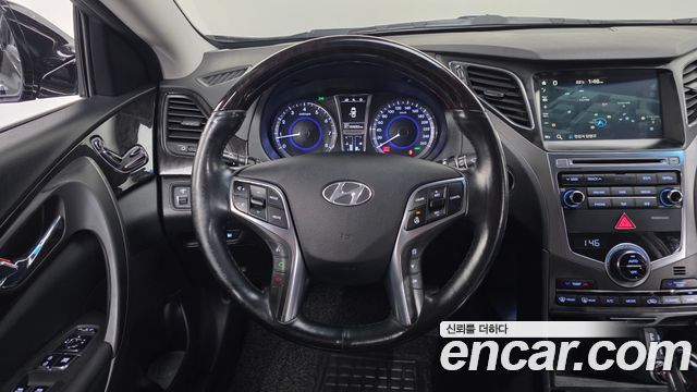 Hyundai Grandeur (HG) HG240 Modern 2015 — фото 16