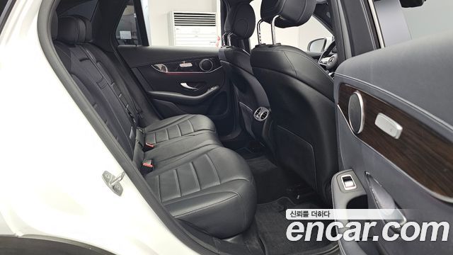 Mercedes-Benz GLC-Class (X253) GLC300 4MATIC 2020 — фото 11