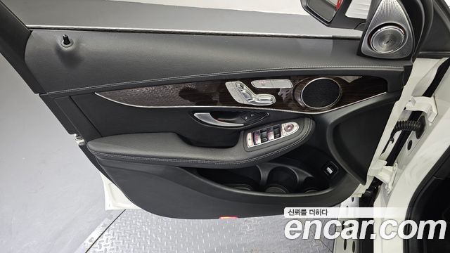 Mercedes-Benz GLC-Class (X253) GLC300 4MATIC 2020 — фото 24