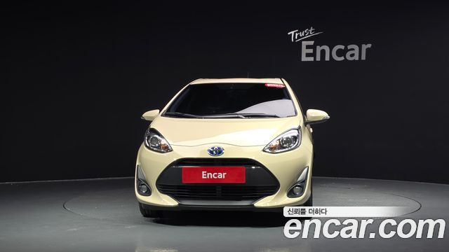 Toyota Prius C 1.5 2019 — фото 3