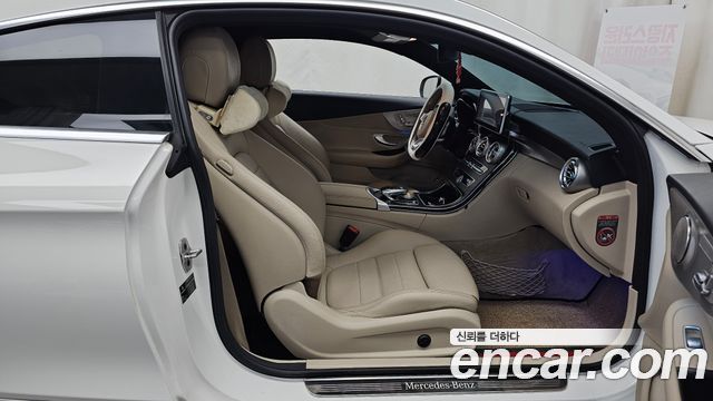 Mercedes-Benz C-Class (W205) C200 Coupe 2016 — фото 15
