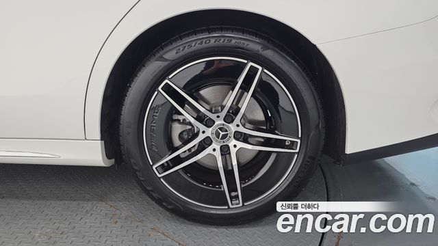 Mercedes-Benz E-Class (W214) E300 4MATIC AMG Line 2026 — фото 21