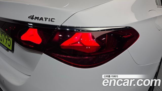 Mercedes-Benz E-Class (W214) E300 4MATIC AMG Line 2026 — фото 23