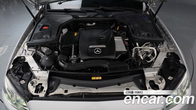 Mercedes-Benz E-Class (W213) E300 4MATIC Avnatgarde 2019 — фото 6