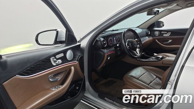 Mercedes-Benz E-Class (W213) E300 4MATIC Avnatgarde 2019 — фото 10