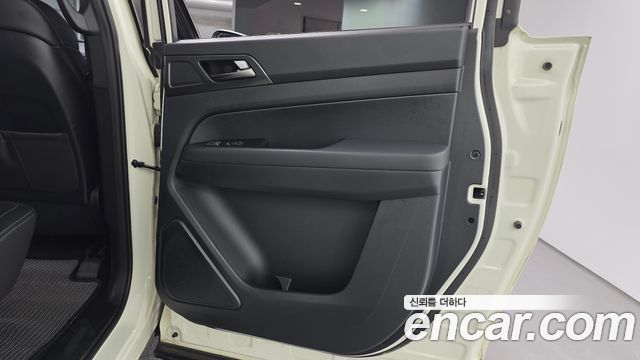 KG Mobility (SsangYong) Rexton Sports Diesel 2.2 4WD Prestige 2022 — фото 31