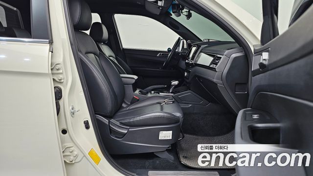 KG Mobility (SsangYong) Rexton Sports Diesel 2.2 4WD Prestige 2022 — фото 32