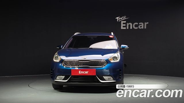 Kia Niro Prestige 2018 — фото 3