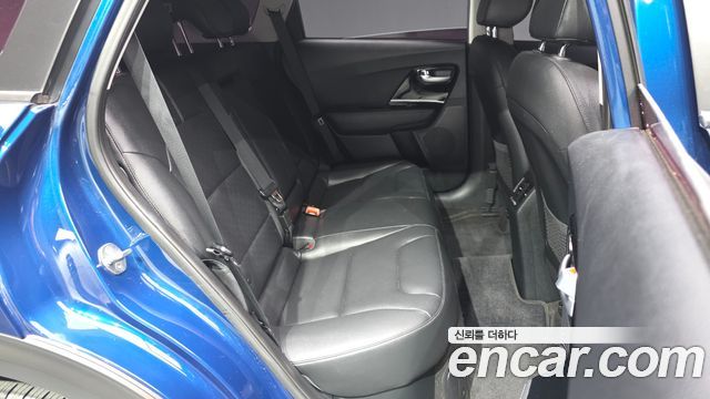 Kia Niro Prestige 2018 — фото 16