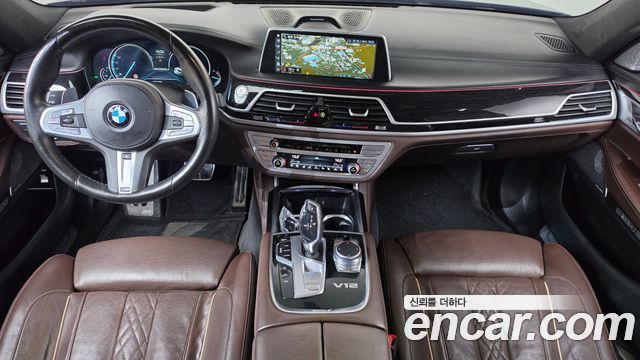 BMW 7 Series (G11) M760Li xDrive 2018 — фото 7