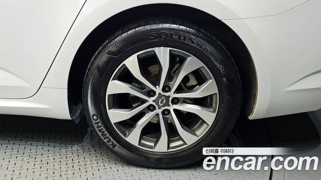 Renault Korea SM6 2.0 LPe Feel 2024 — фото 21