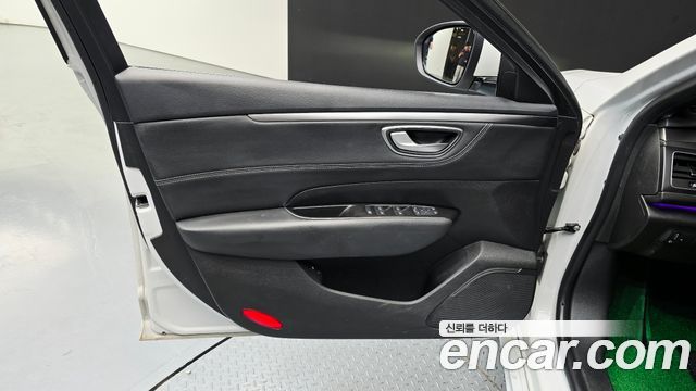 Renault Korea SM6 2.0 LPe Feel 2024 — фото 24