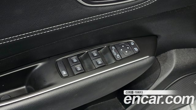 Renault Korea SM6 2.0 LPe Feel 2024 — фото 29